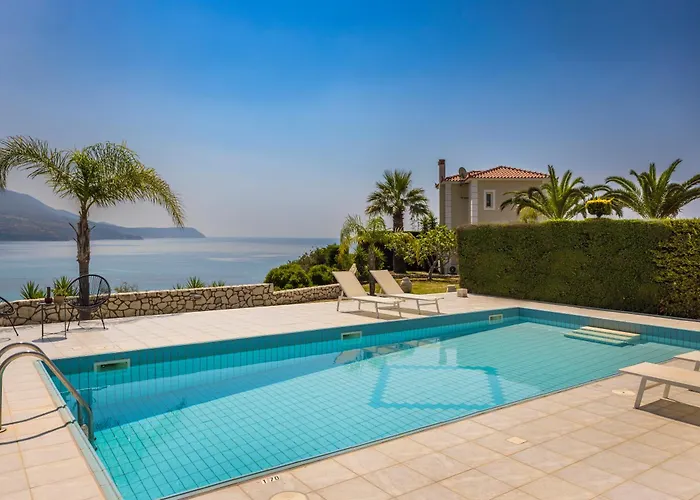 Seaspray Kefaloniaprivatevillas Villa Pesadha