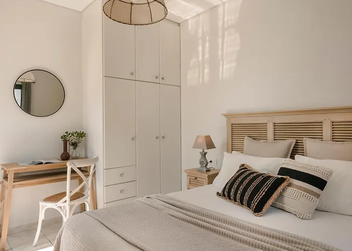 Seaspray Kefaloniaprivatevillas Pesadha